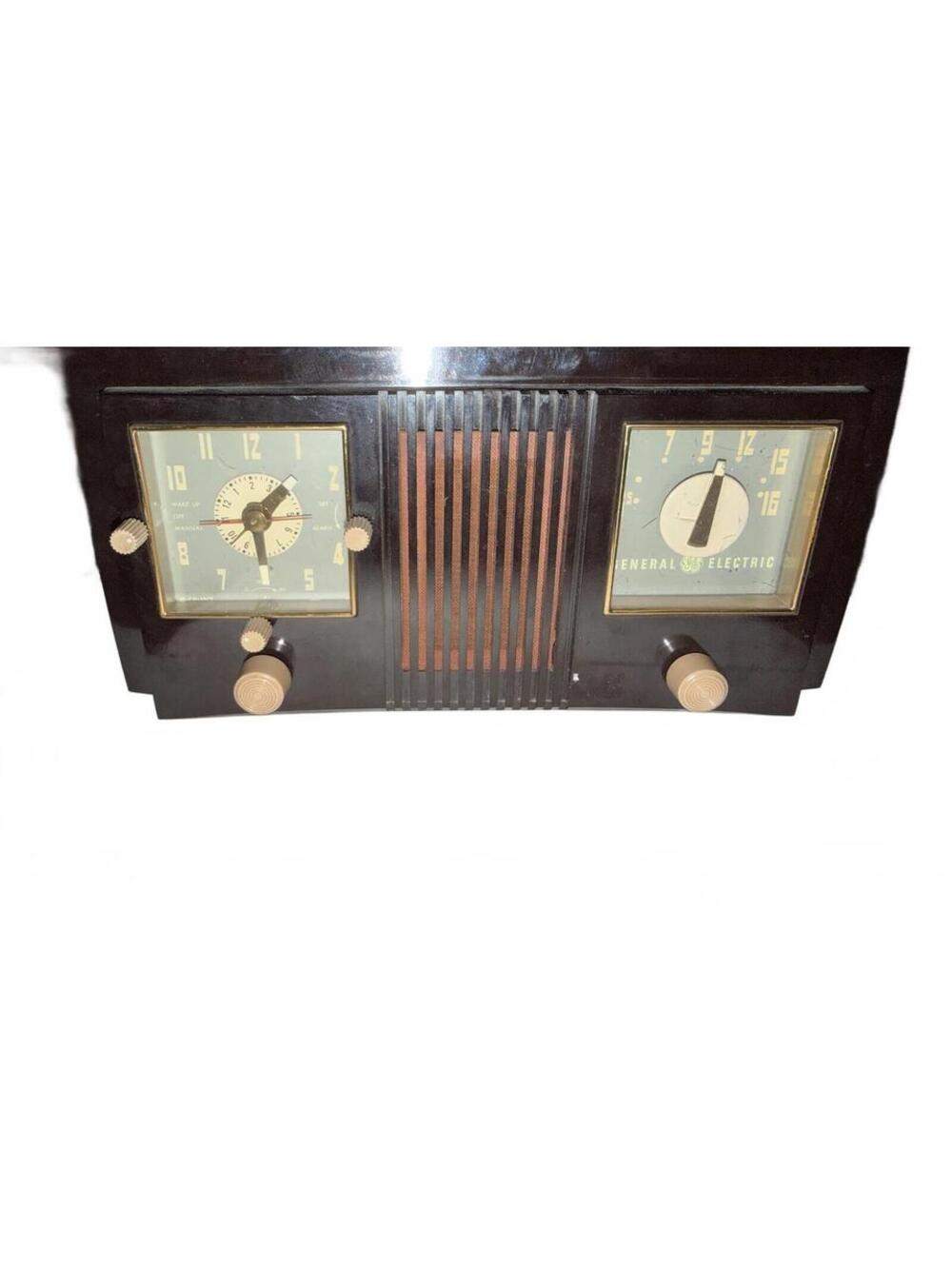 Vintage General Electric Dual Dial Clock Radio Powers On Untested